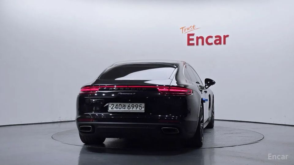 Porsche Panamera
