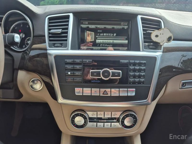 Mercedes-Benz GL-Class