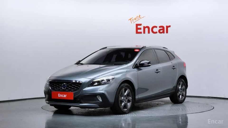 Volvo V40
