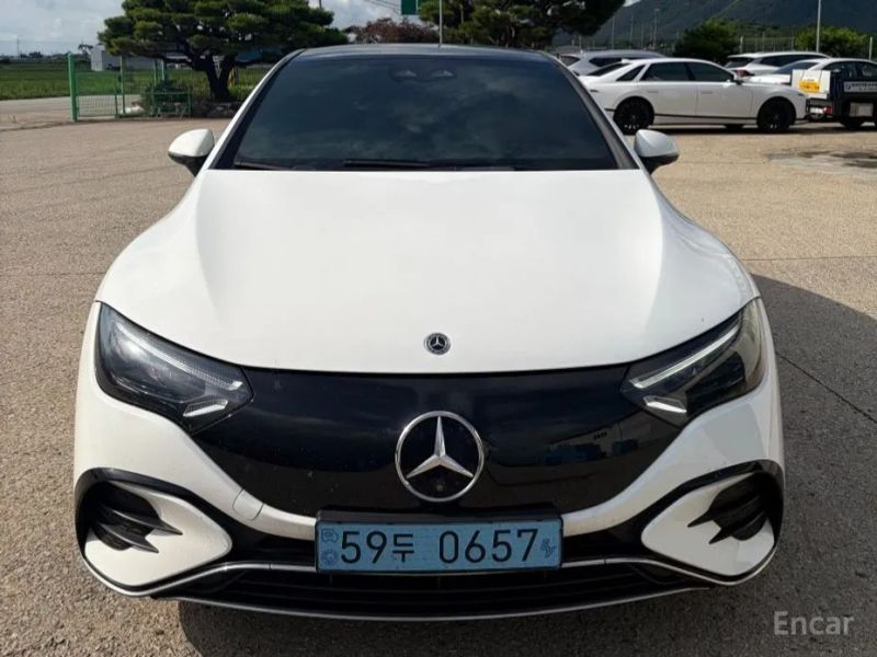Mercedes-Benz EQE