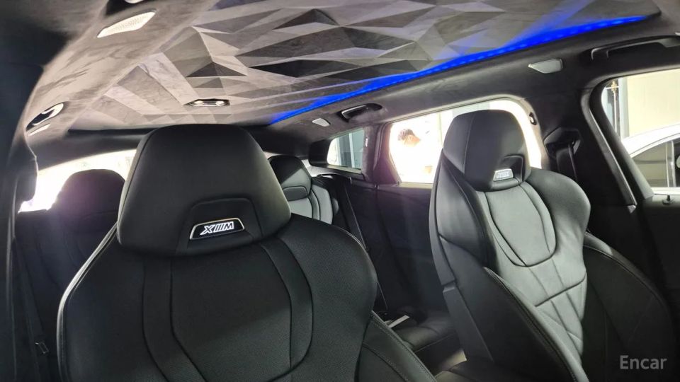 BMW XM