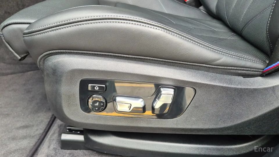BMW XM