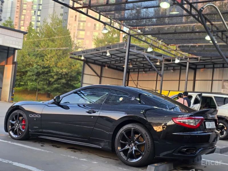 Maserati granturismo
