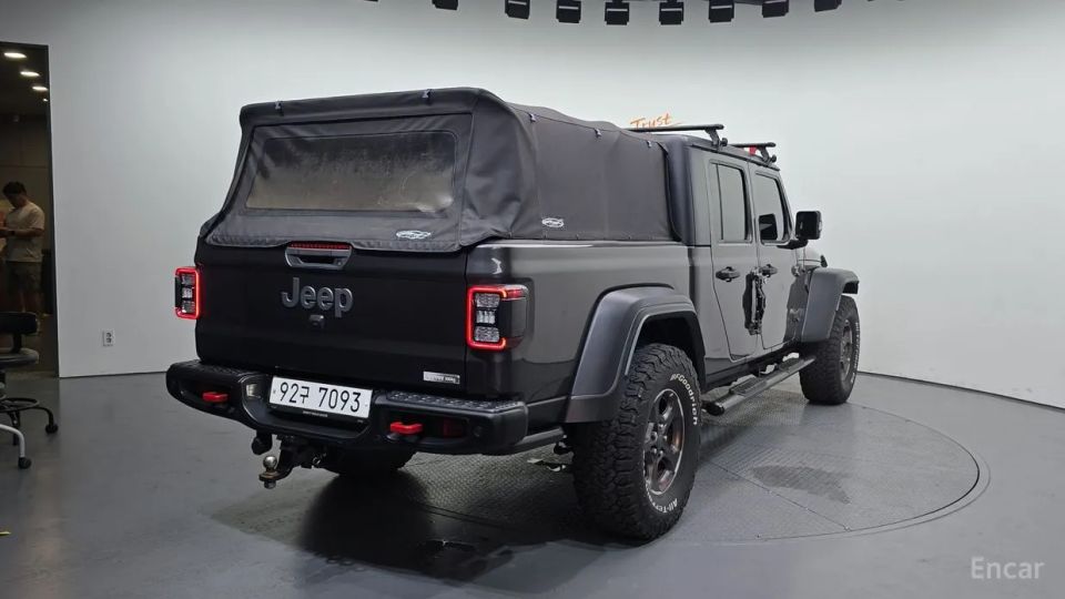 Jeep gladiator