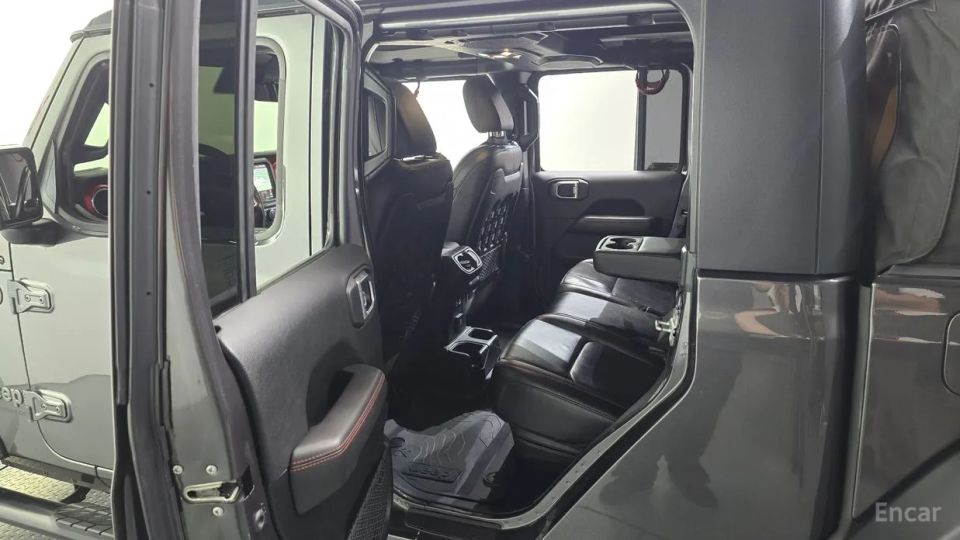 Jeep gladiator