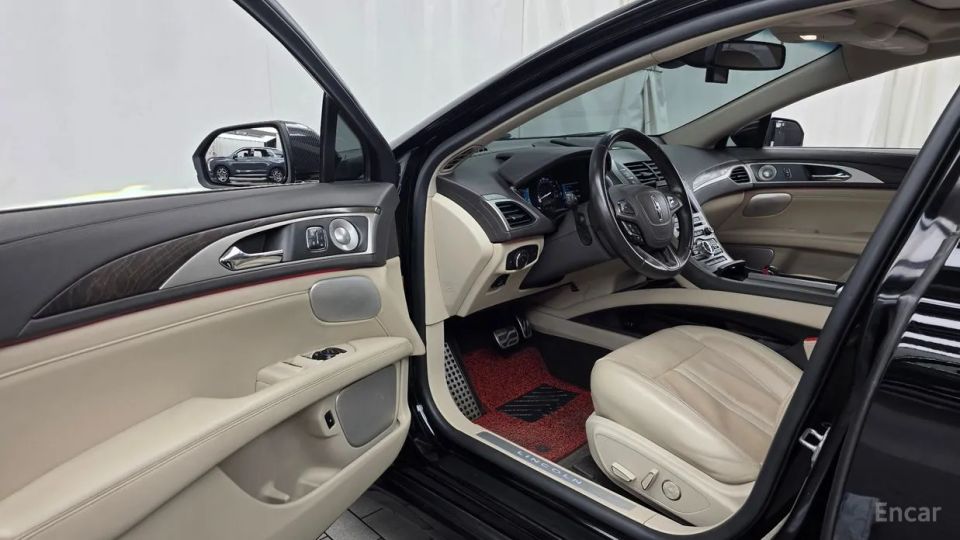 Lincoln MKZ