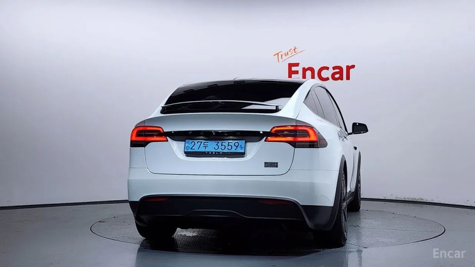 Tesla model-x