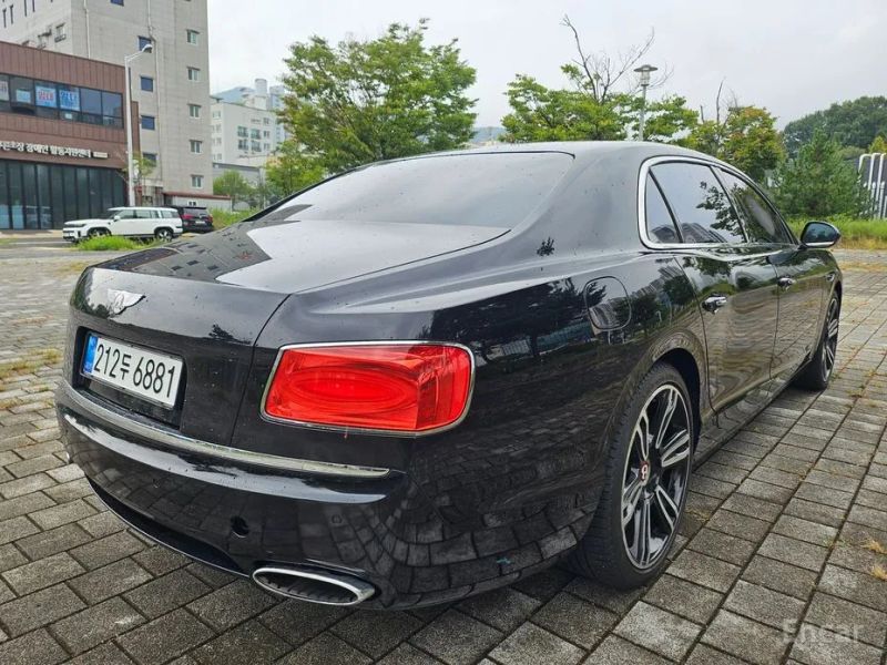 Bentley Flying Spur