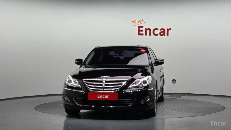 Hyundai Genesis