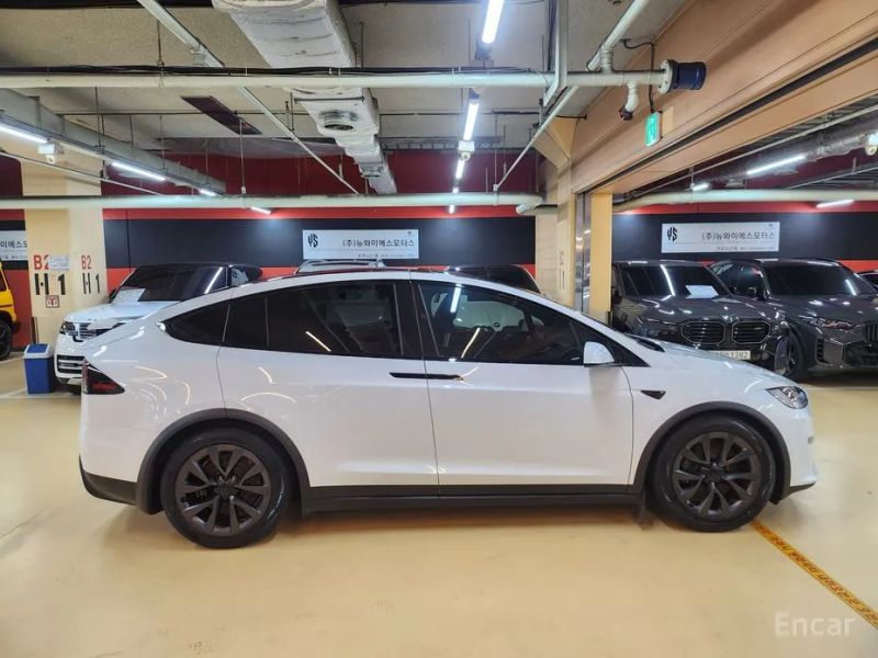 Tesla model-x