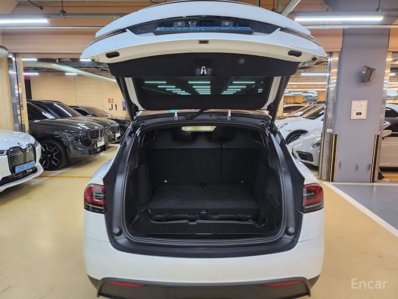 Tesla model-x