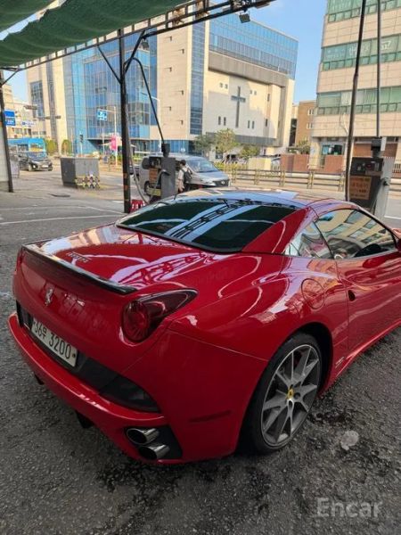 Ferrari California