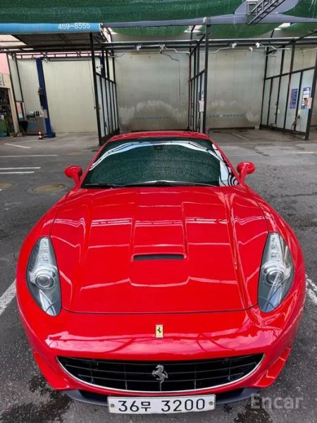 Ferrari California