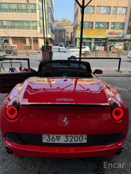 Ferrari California