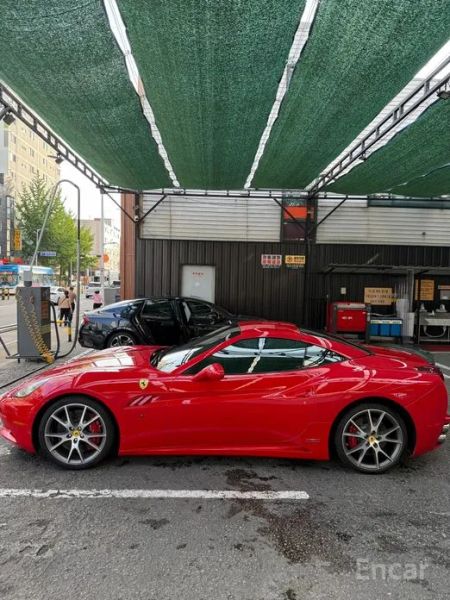 Ferrari California
