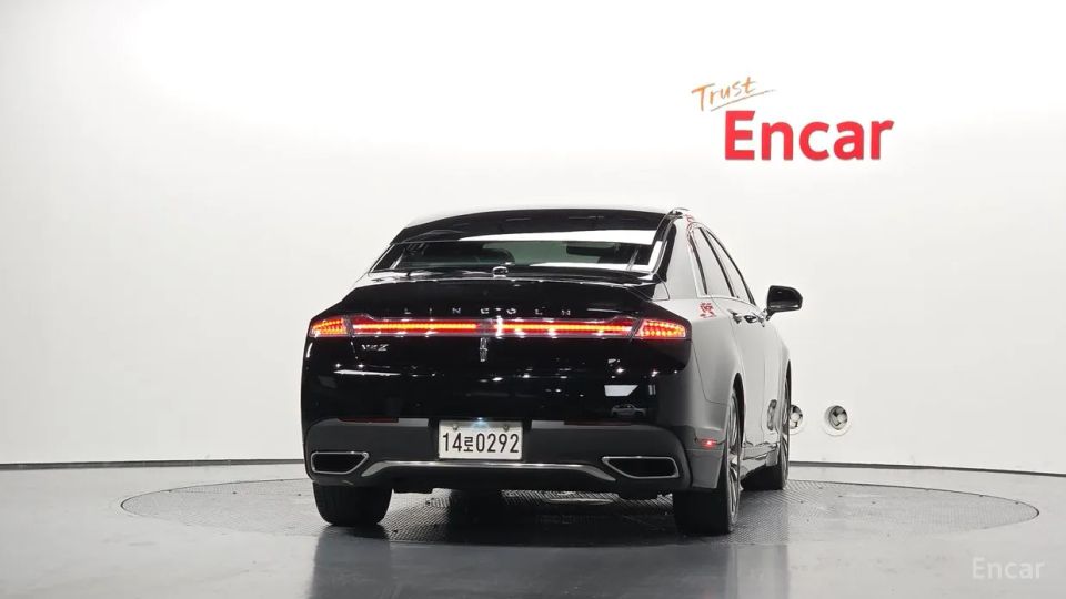 Lincoln MKZ