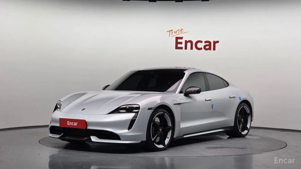 Porsche Taycan
