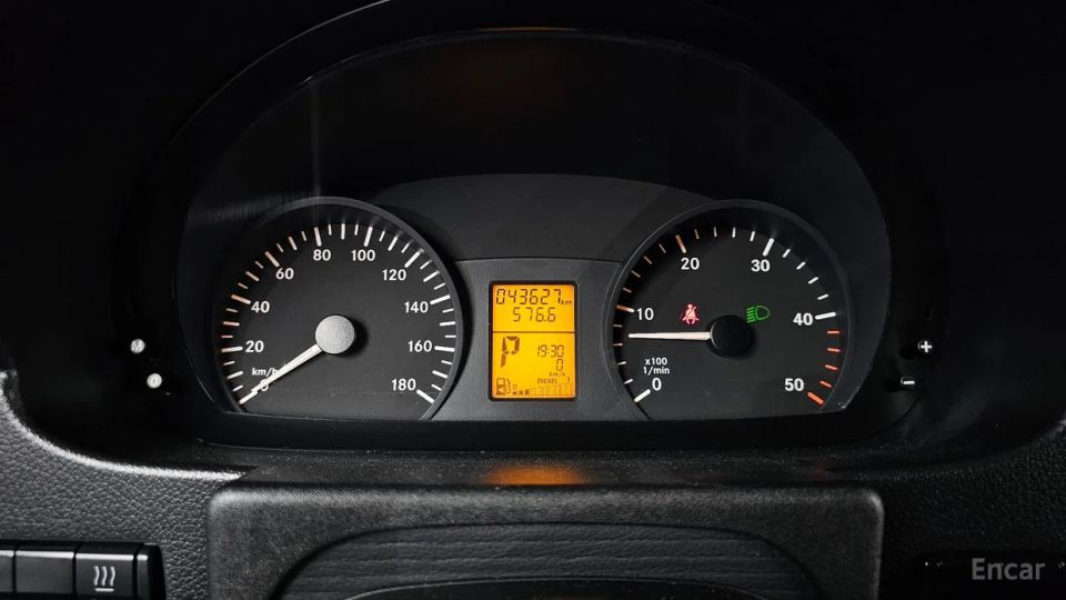 Mercedes-Benz Sprinter
