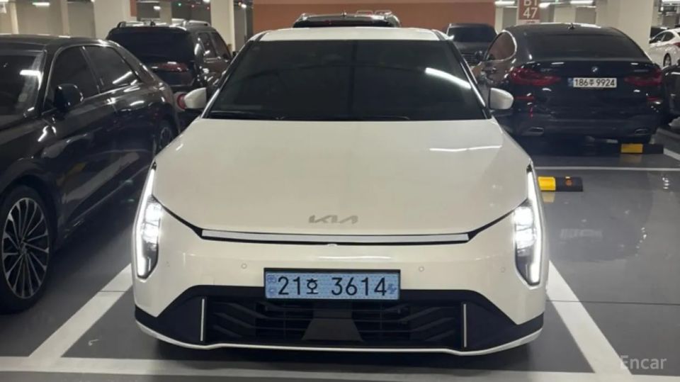 Kia EV4