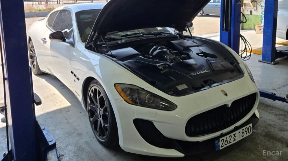 Maserati granturismo
