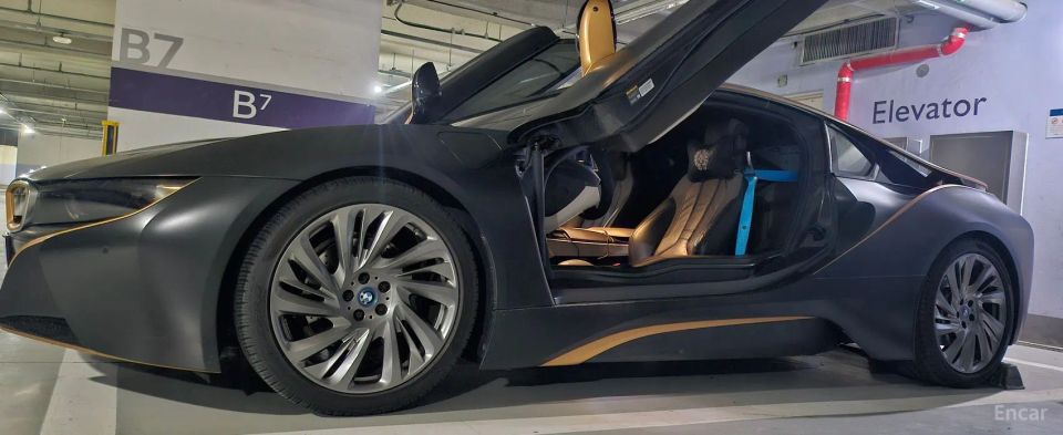 Bmw I8