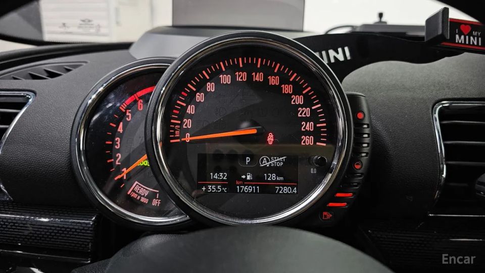 Mini clubman