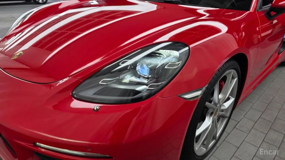 Porsche 718