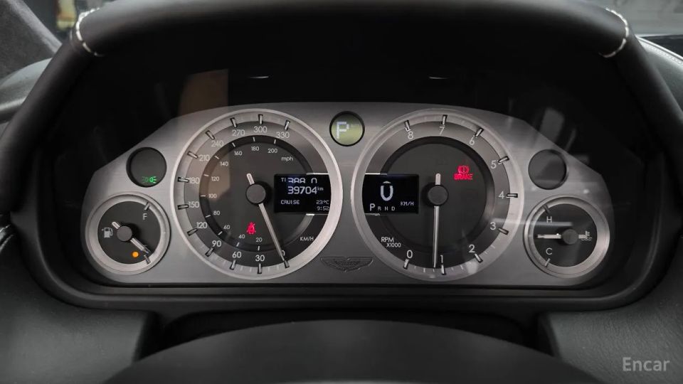 Astonmartin DB9