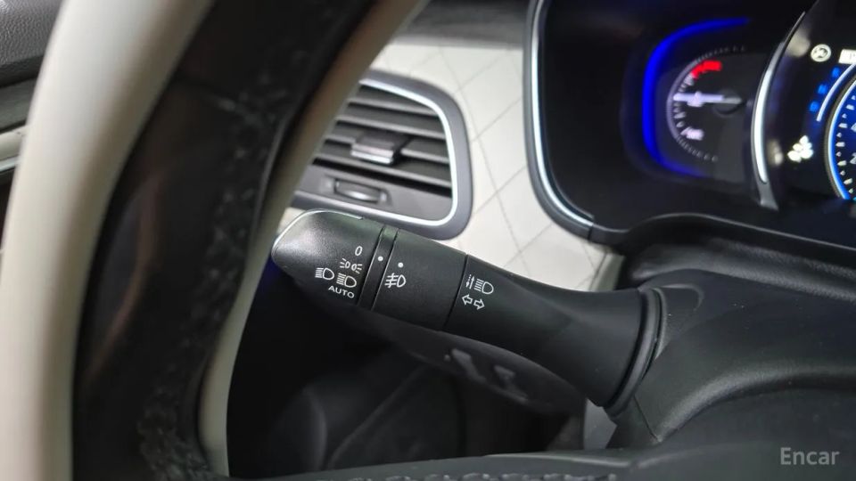 Renault-KoreaSamsung SM6