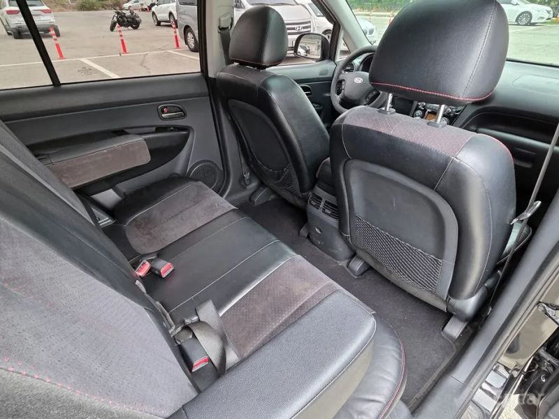 Kia Carens