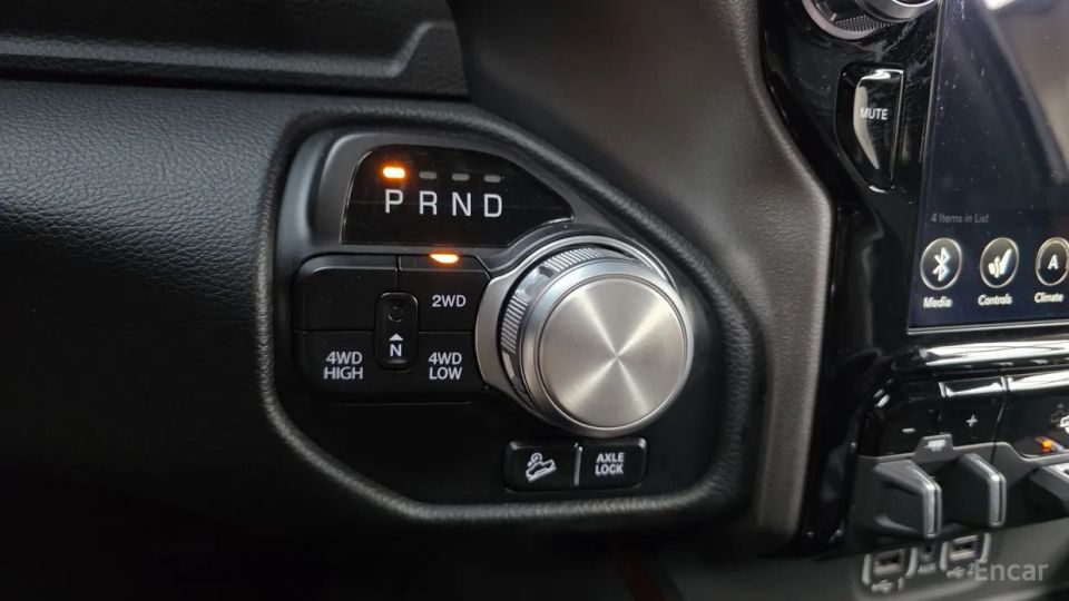 Dodge Ram Pick Up