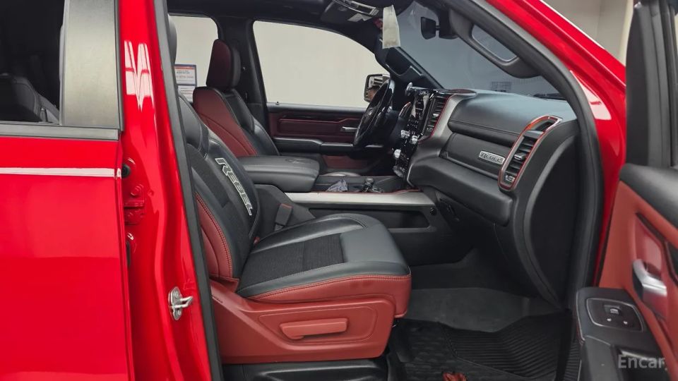 Dodge Ram Pick Up