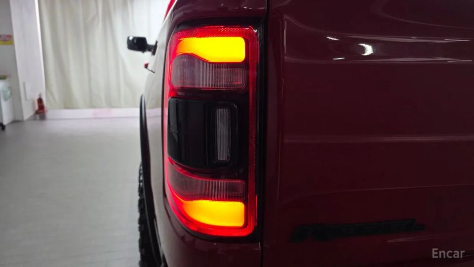 Dodge Ram Pick Up