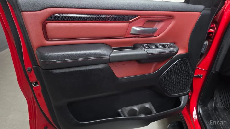 Dodge Ram Pick Up
