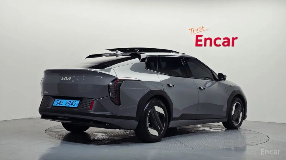 Kia EV4
