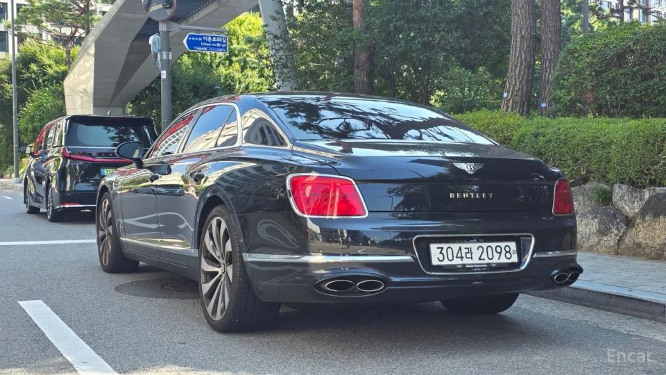 Bentley Flying Spur