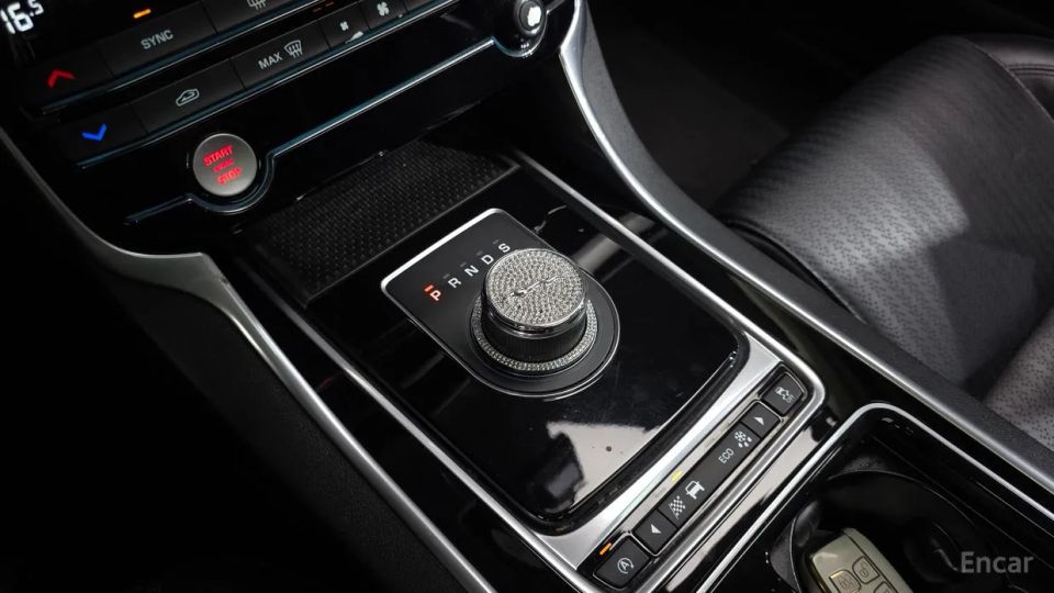 Jaguar xf