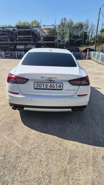 Maserati Quattroporte