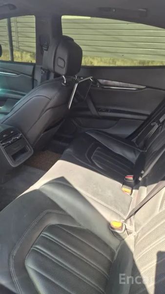 Maserati Quattroporte