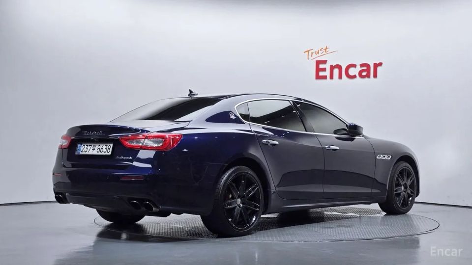 Maserati Quattroporte