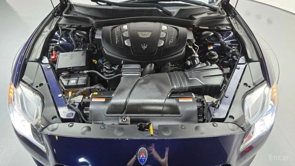 Maserati Quattroporte