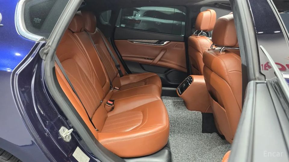 Maserati Quattroporte