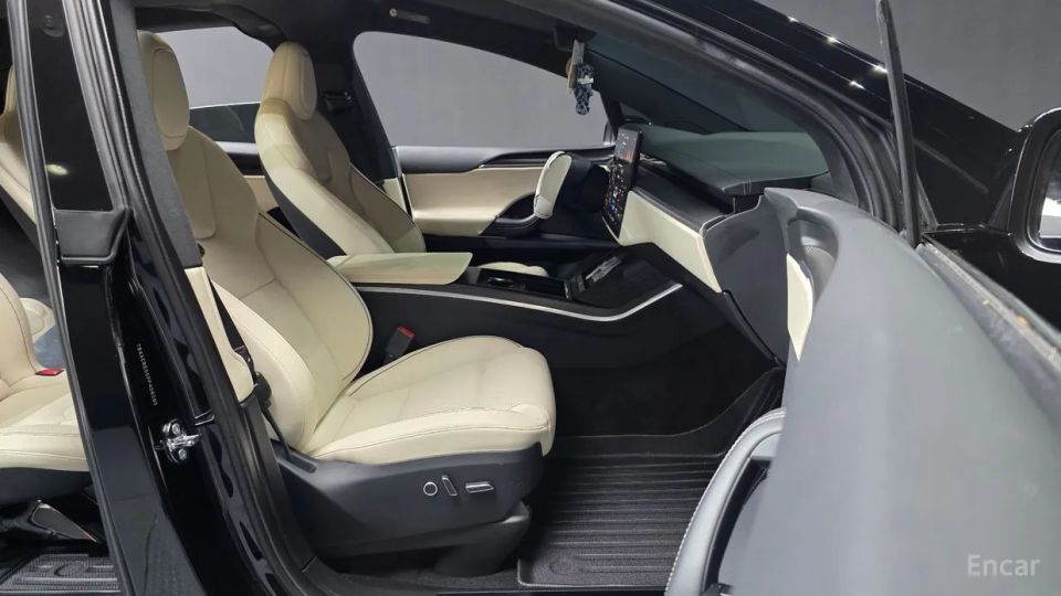 Tesla model-x