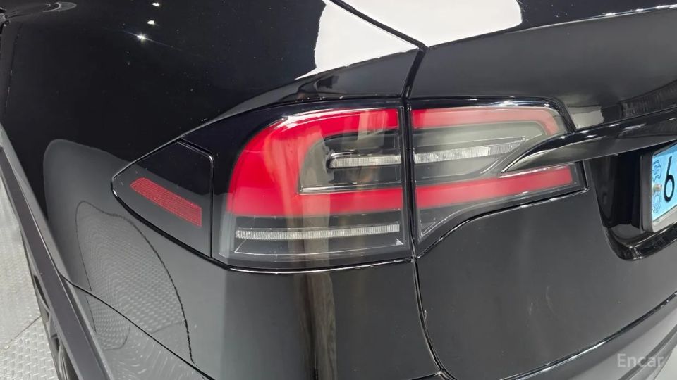 Tesla model-x