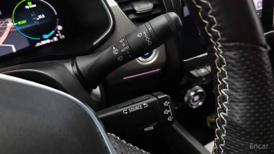 Renault-KoreaSamsung XM3