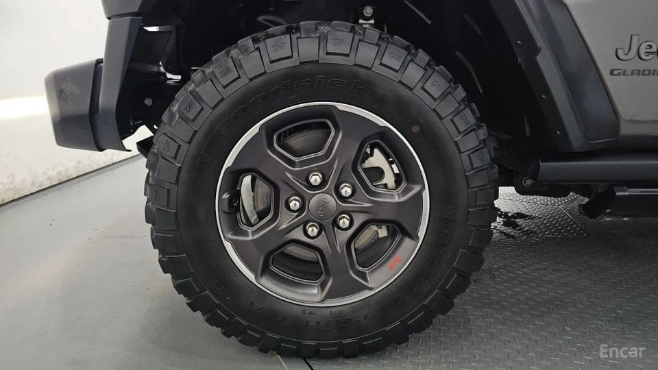 Jeep gladiator