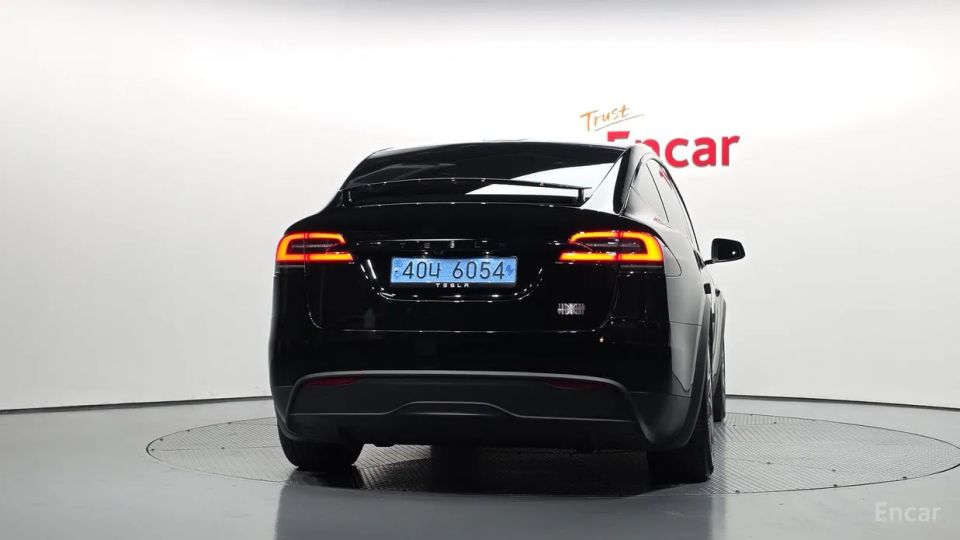 Tesla model-x