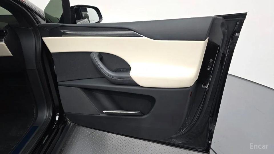 Tesla model-x