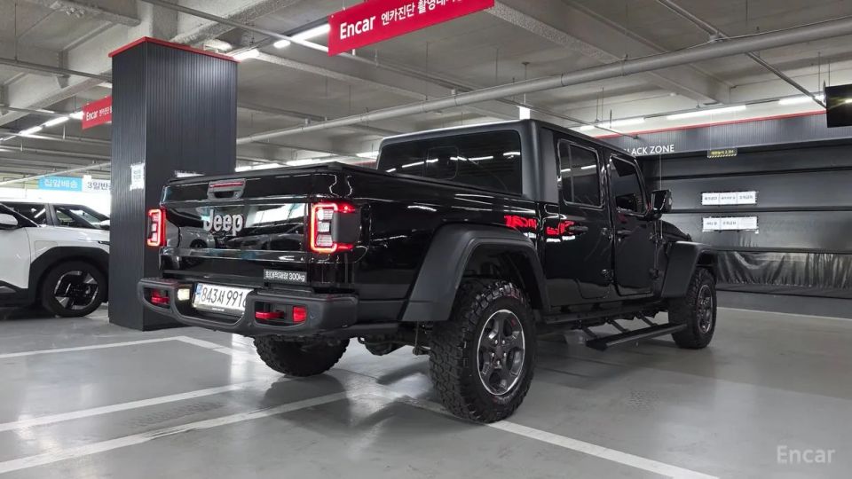 Jeep gladiator