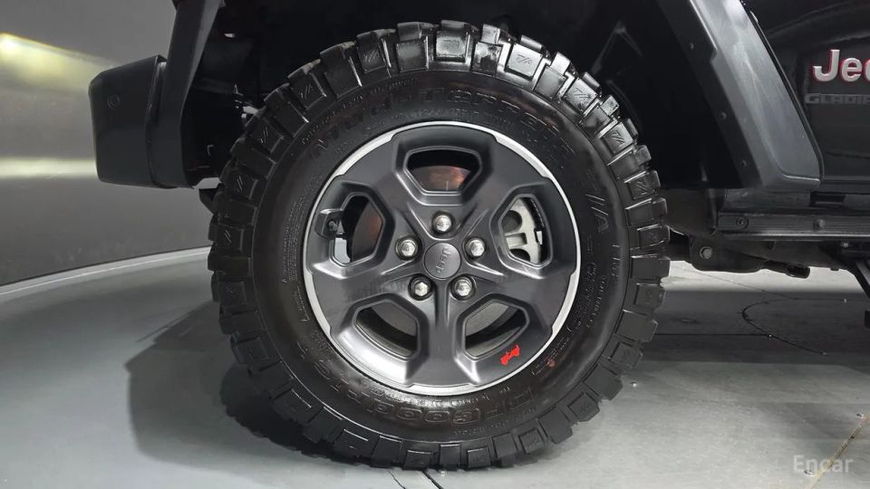 Jeep gladiator